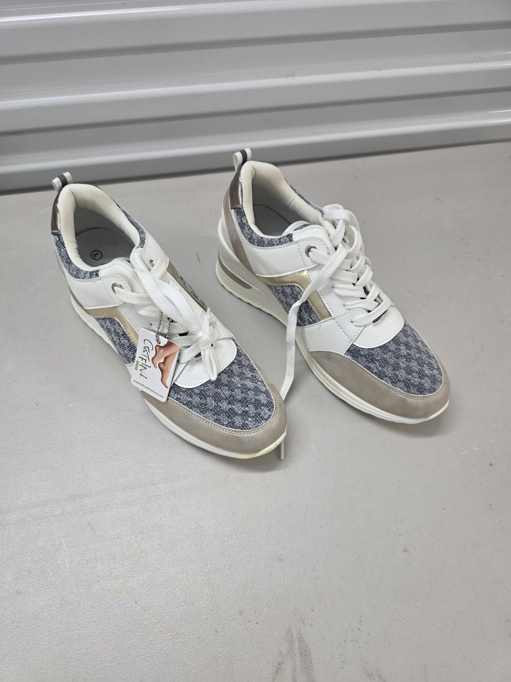Cestfini Women's Shoes Size 40